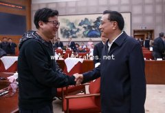 <b>李克强敦促“提网速”“降网费”|旋臂吊</b>