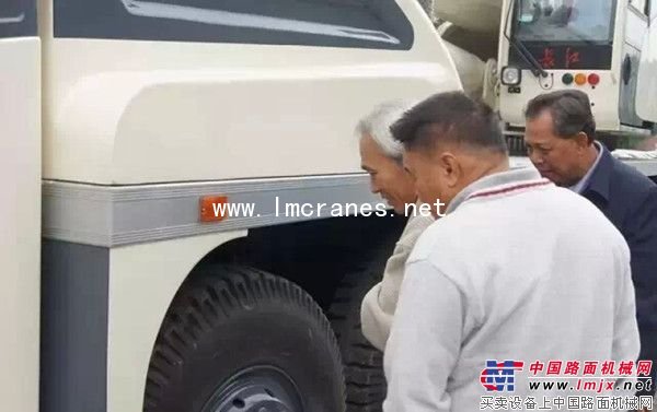 起重机,<a href='http://www.lmcranes.net/a/3/gongyeqizhongji/list_39_2.html' target='_blank'><u>江苏起重机</u></a>,<a href='http://www.lmcranes.net/a/3/gongyeqizhongji/list_39_2.html' target='_blank'><u>靖江起重机</u></a>,南京起重机